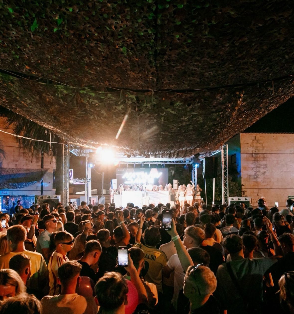 PROJEKT LIVE