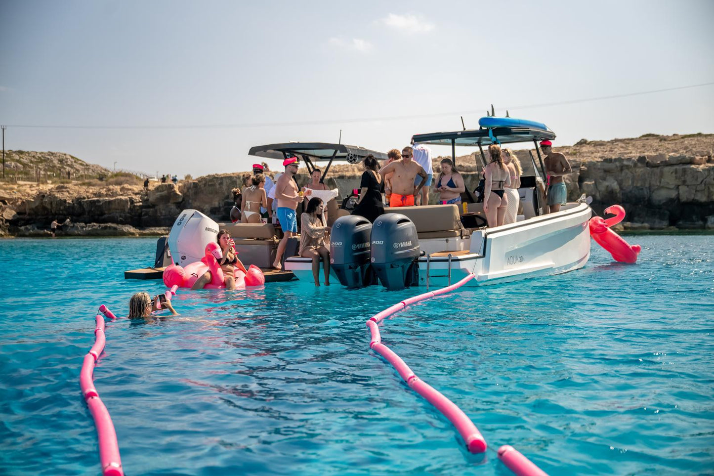 YACHT-ON-PARTY