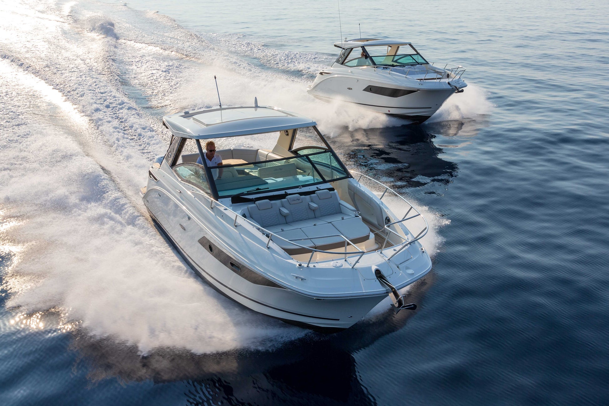 Sea Ray 320 sailing near Cape Creco ready for private charter