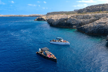 YACHT-ON-PARTY