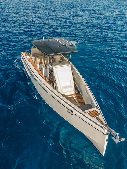 AQUA BOAT PRIVATE YACHT