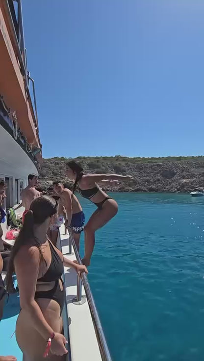 FANTASY BOAT PARTY